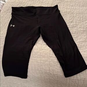 Under Armour Black Capri Leggings